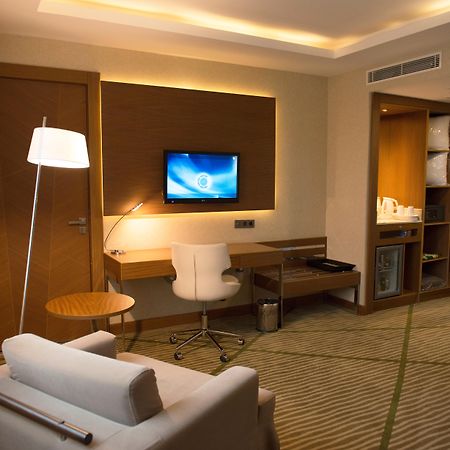 Holiday Inn Gaziantep By Ihg Exterior photo