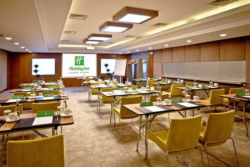 Holiday Inn Gaziantep By Ihg Exterior photo